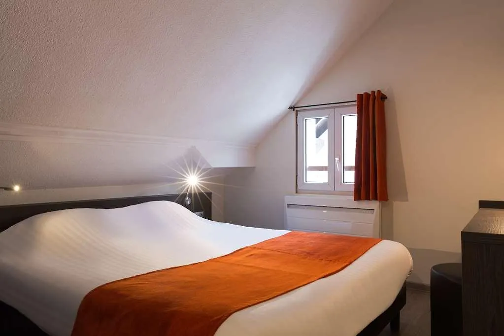 Hotel Beauregard, The Originals Relais Sévrier 0*,